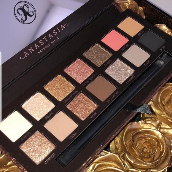 ANASTASIA BEVERLY HILLS SULTRY PALETTE BRAND NIB⭐️ - Picture 5 of 6